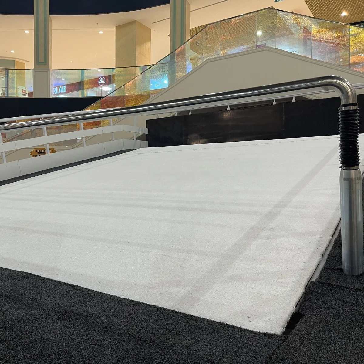 China Ski Simulator Supplier Endless Ski Slope Indoor Ski Entertainment Equipment
