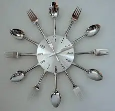 Cutlery Design Wall Clock Metal Knife Fork Spoon Kitchen Clock Creative Modern Home Decor Unique Style Silver Wall Watch