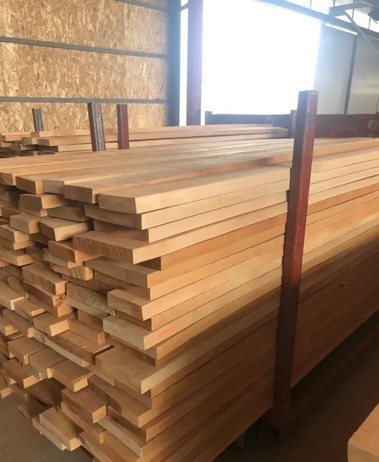 Cheap KD European Oak Lumber, 27 mm Thick for sale