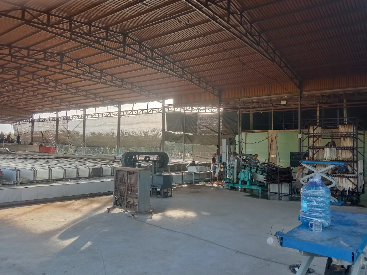 Вьетнамское приложение SSR Для шин по лучшей цене, высококачественное сырье из натурального каучука с завода во Вьетнаме, желтый