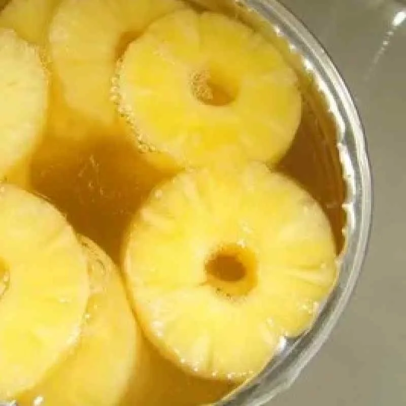 Вкусные сладкие нарезанные Ананасы в жестяной банке с сиропом консервированные ломтики ломтиков ананаса экспортируемые лучшим производителем Вьетнама