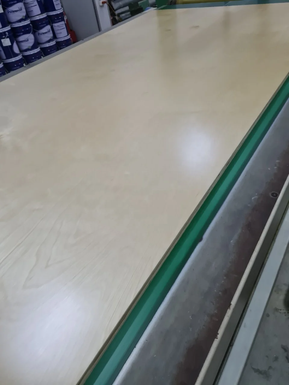 UV COATED BIRCH PLYWOOD FOR MAKING CABINETS WITH CHEAP PRICE