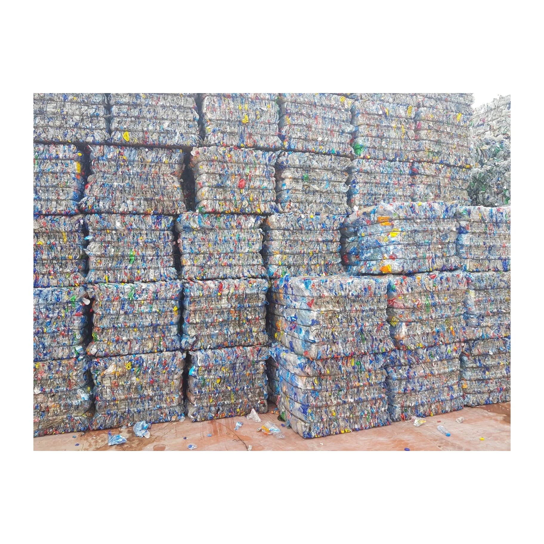 Wholesale recycled pet flakes / pet bottles plastic scrap price/pet granules