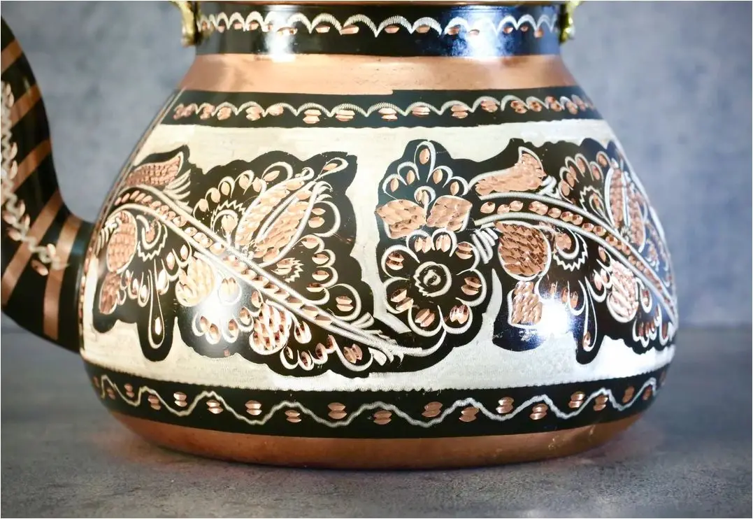 Copper Black Tea Kettle Teapot Elegant Bulk Quantity Wholesale for Hotel Restaurant Home Kitchenware Coffee Pot Made in India