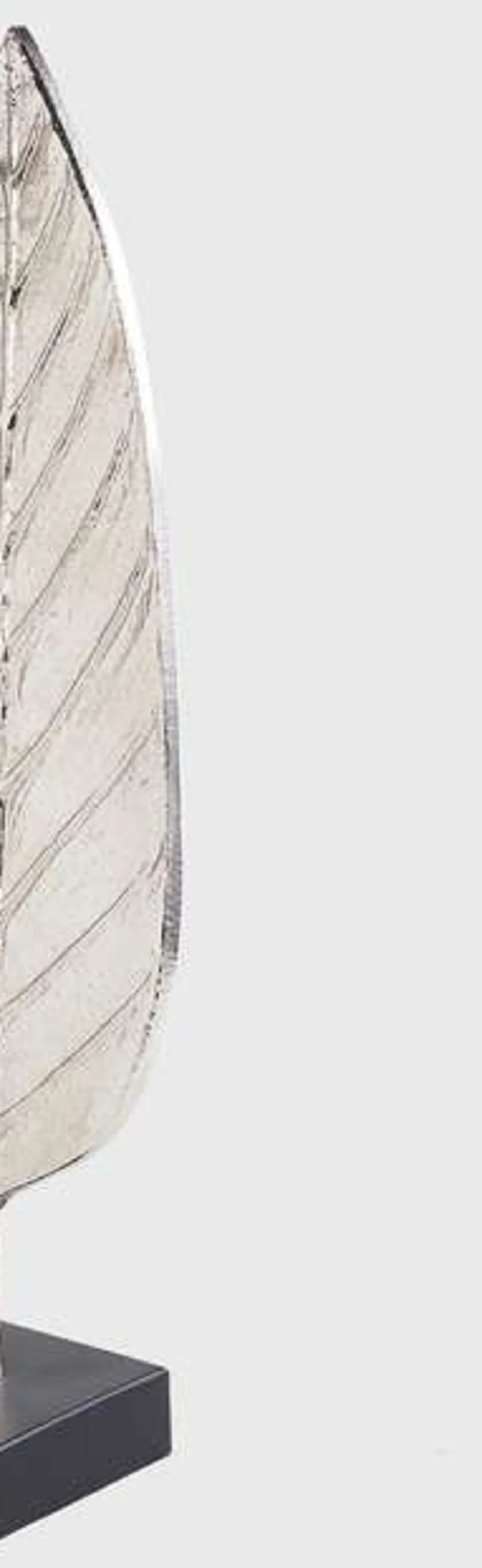 Silver Aluminum Leaf Shape Sculpture For Table Decor Luxury Design Desktop Ornament Solid Metal Golden Leaf With MDF Base