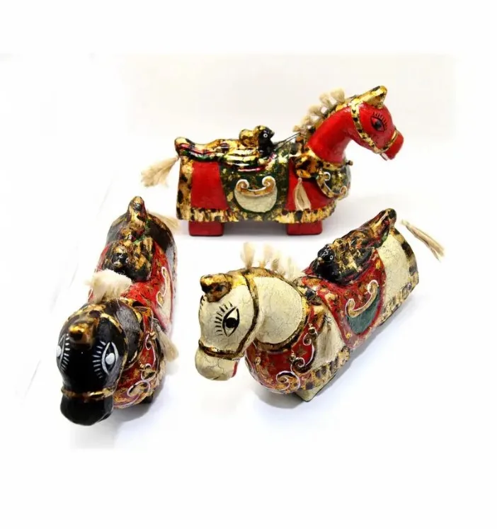 Minimalist Home Decor Products Design Handicraft Unique Type Eco Material Wooden Water Puppet Big Mane Horse with 3 Pin Bolt