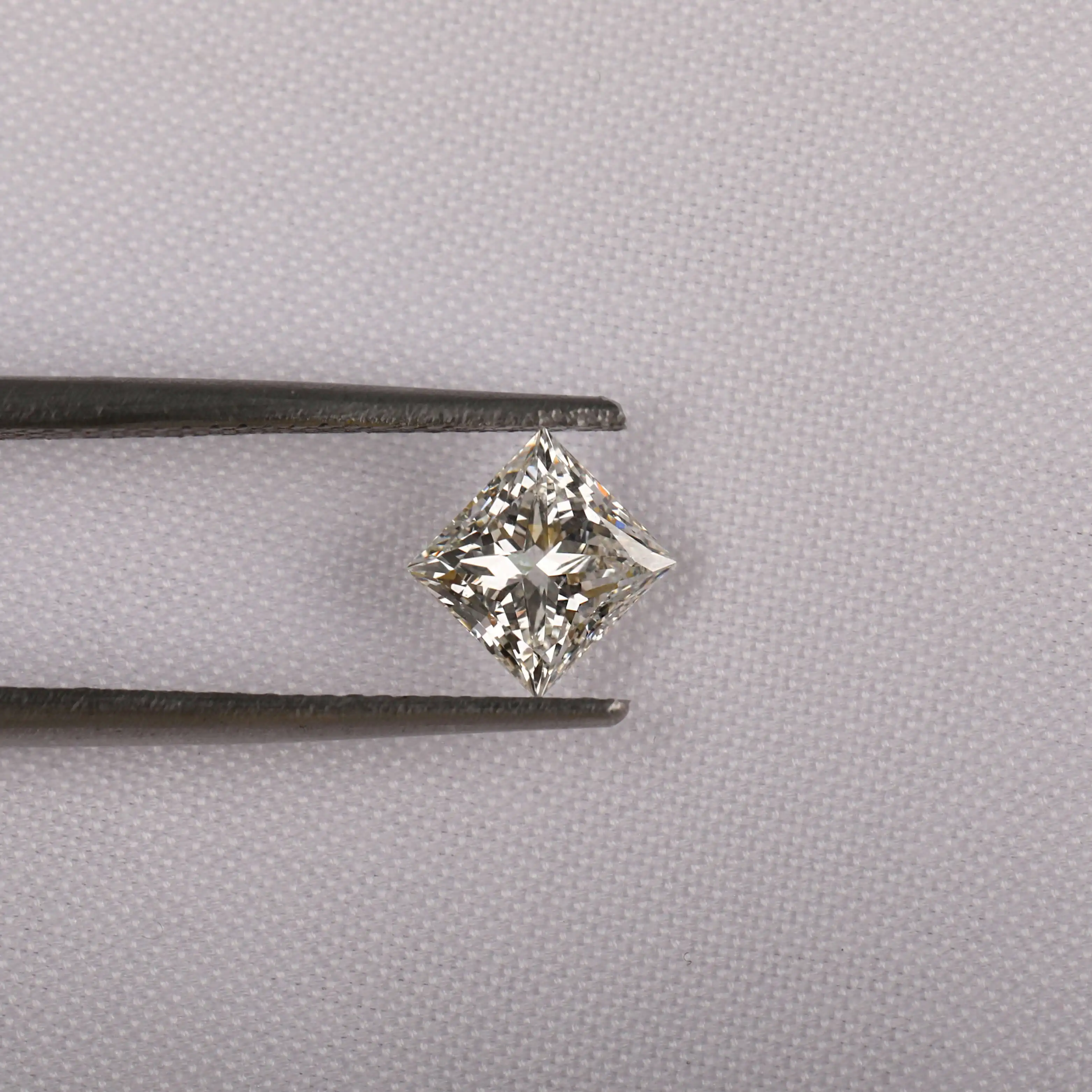 Princess Cut 1 Carat CVD Lab Grown Diamond / Lab Created CVD Diamond For Vintage Engagement Rings