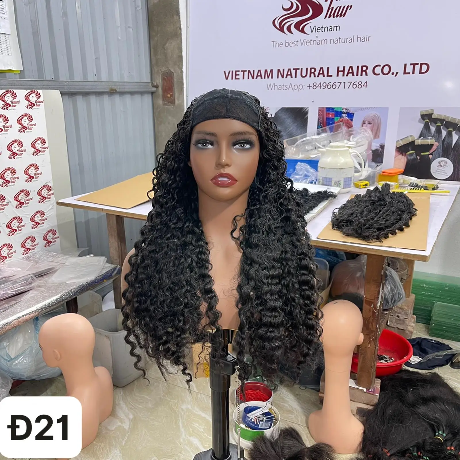 Pre plucked raw virgin hair lace front wigs human hair 360 lace wigs vendor transparent 360 lace frontal wig with baby hair