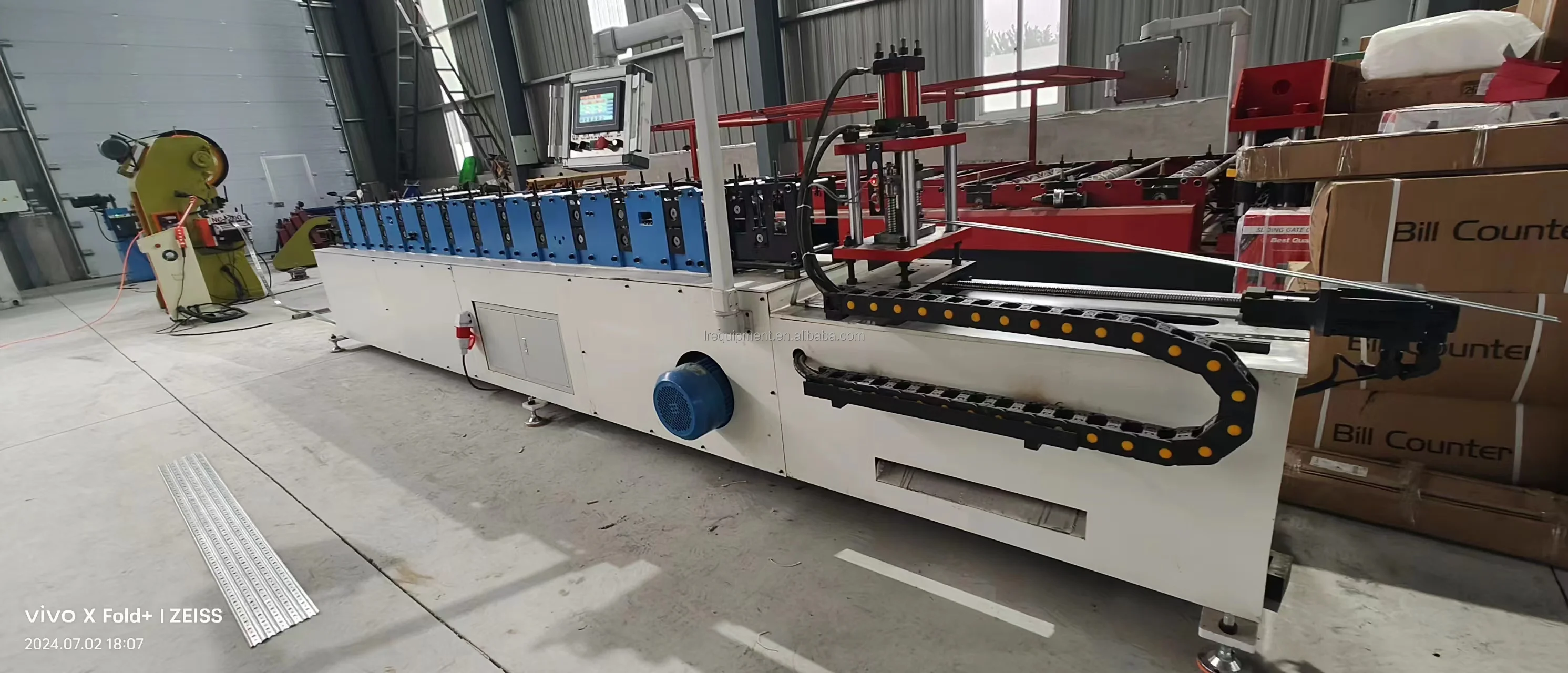 Omega Type Furring Channel Light Gauge Steel Roll Forming Machine for Steel Truss Machine