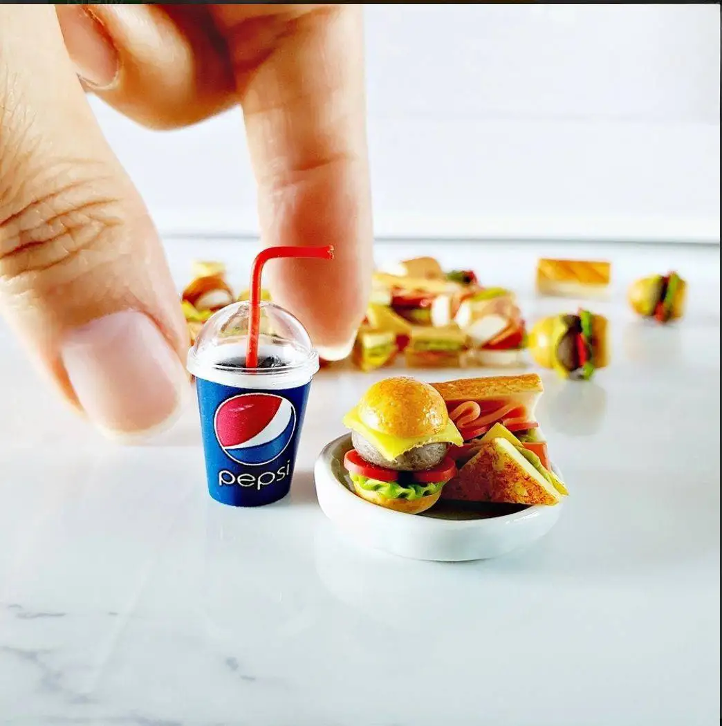 Dollhouse Miniatures Food Burger Sandwich Pepsi Cup Set