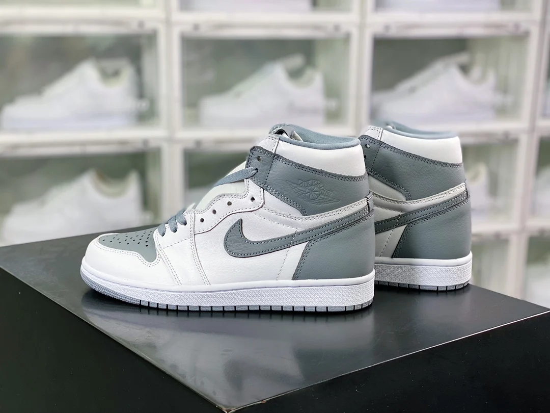2022 Nike Air Jordan 1 Retro High OG Stealth Cushion Sport Outdoor Sneakers Athletic Designer Footwear Running Pack Shoes