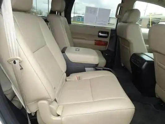 Used Toyotas Sequoias 7 Seater LE SUV  Model 2019, 100% Perfectly Working, Accident-Free, 1 Year Warranty.