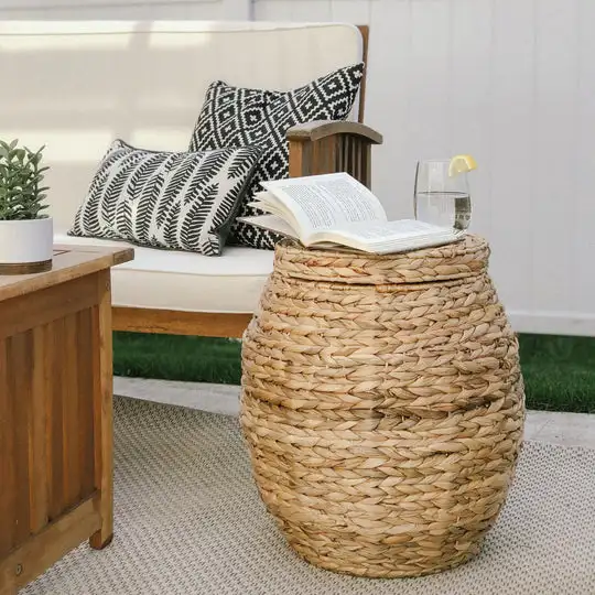 Vietnam Supplier Wholesale Eco-Friendly Handwoven Seagrass Storage Baskets Straw Woven from Vietnam Handicraft Cheap and Stylish