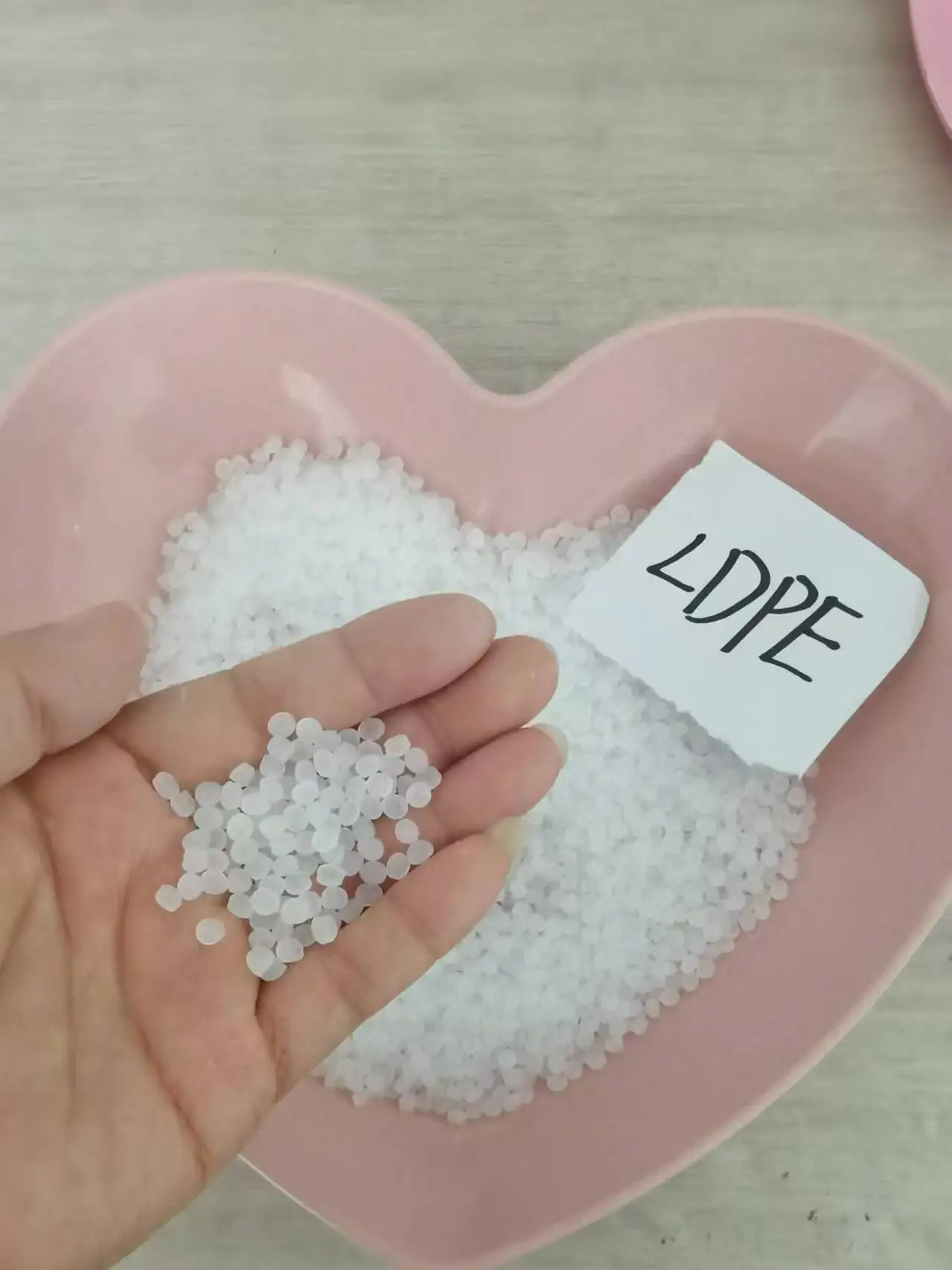 2024 LDPE пленка класса Пластиковое Сырье гранулы для инъекций низкой плотности полиэтиленовый порошок
