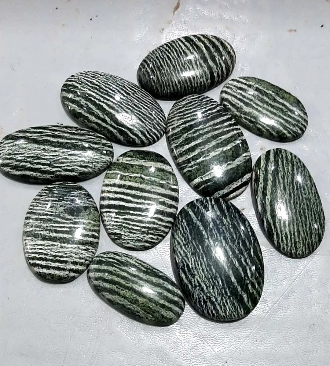 Резьба по сердцу из Лабрадорита от 8 до 10 мм для ювелирных изделий X-mas оптом ювелирные изделия натурального янтаря с медом 8-10