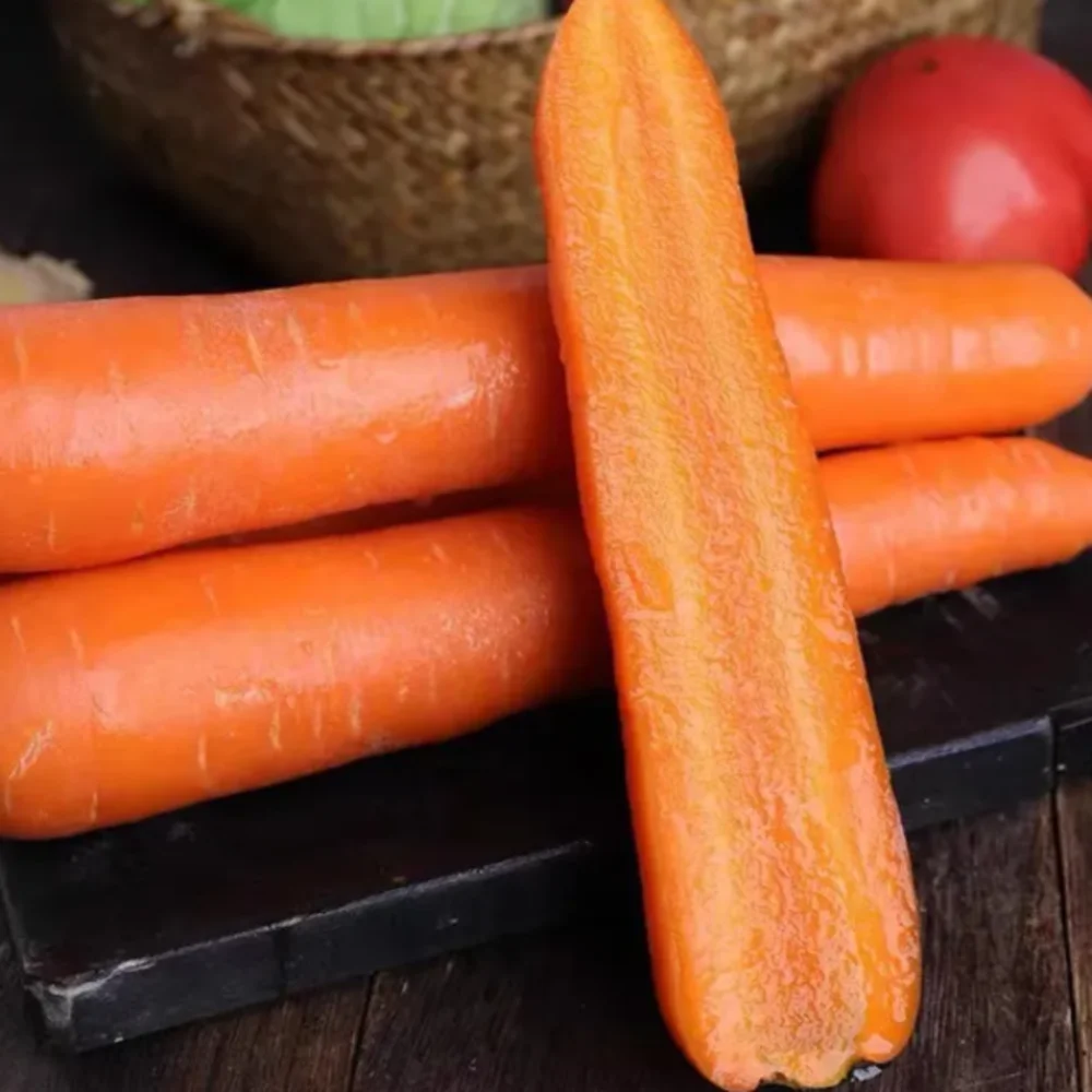 2 Months Shelf Life Umbelliferous Vegetables Natural Carton PP Packing Cooking Fresh Carrot From Vietnam
