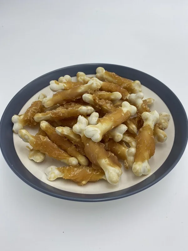 Private Label Natural factory Wholesale OEM dog food dried chicken breast wrap rawhide sticks 80g dog treats snack