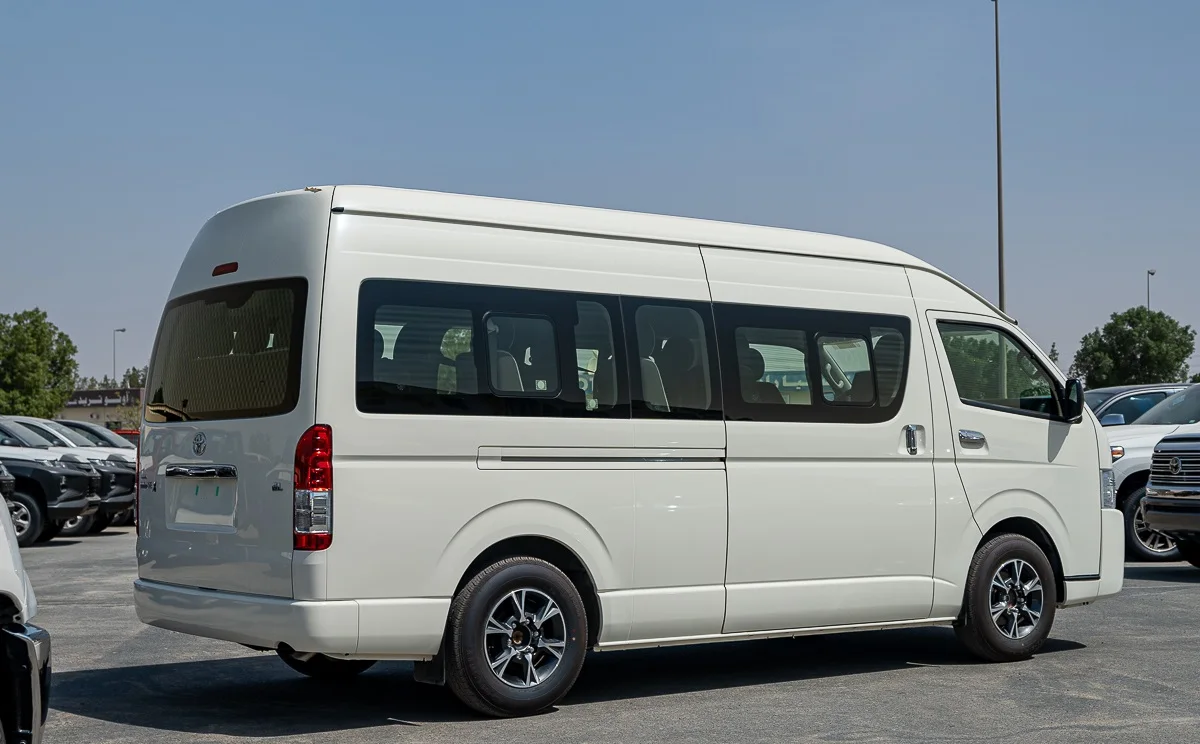 Neatly Used Toyotas Hiace High Roof 15 Seater 2.5L Diesel Manual Transmission 2021, 100% Perfect Accident-Free