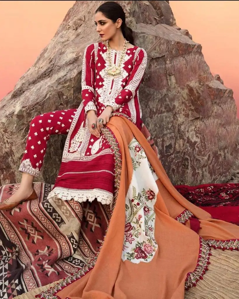 High Quality Fashion Designer Indian Pakistani Lawn/Linen/Cotton Georgette 3 Piece Suits Available on Wholesale Price.