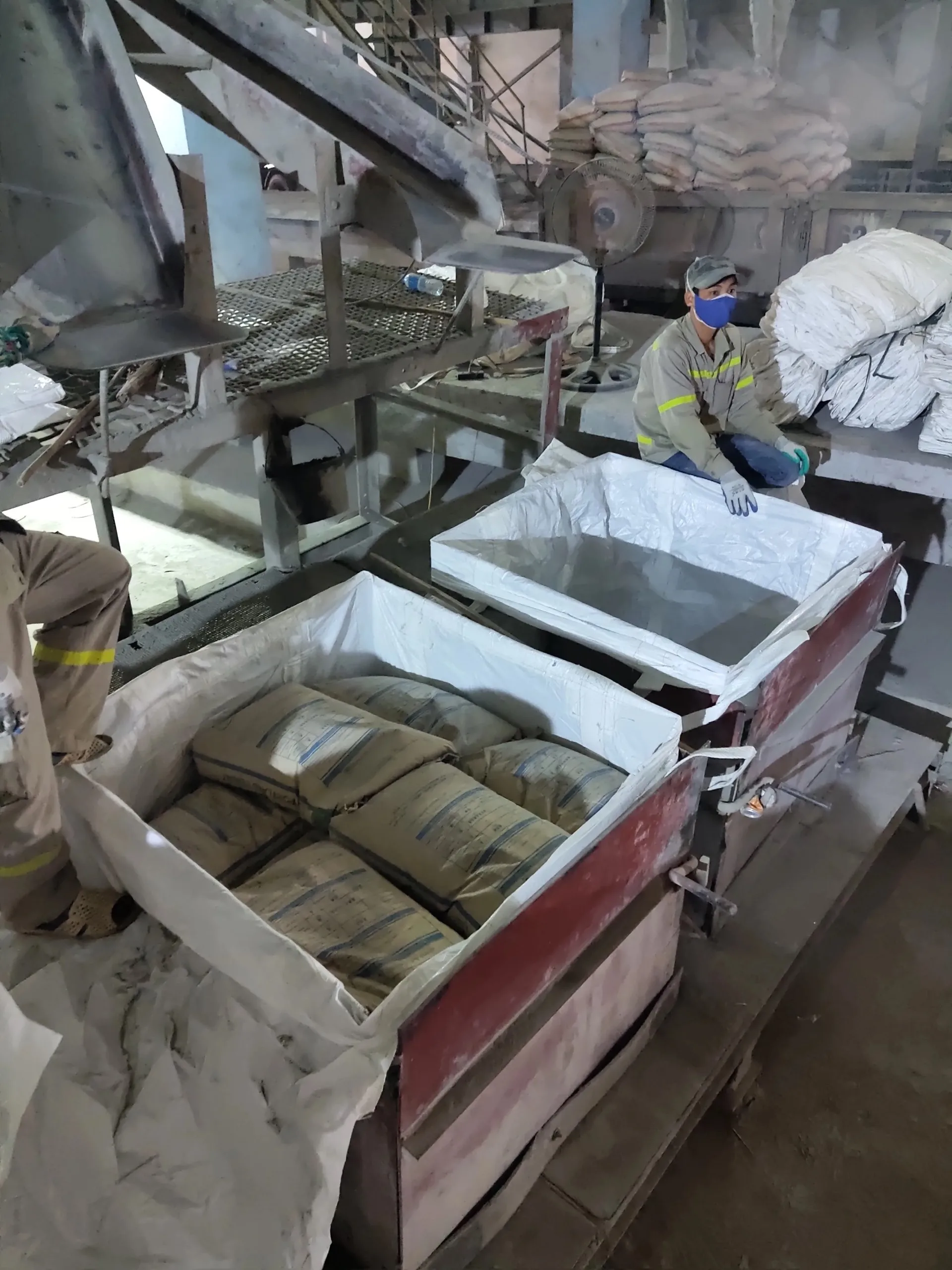 ATZ CEM I - 42.5 Cement Bag High-strength and Low Price for Engineering Installation  Vietnam Manufacturer