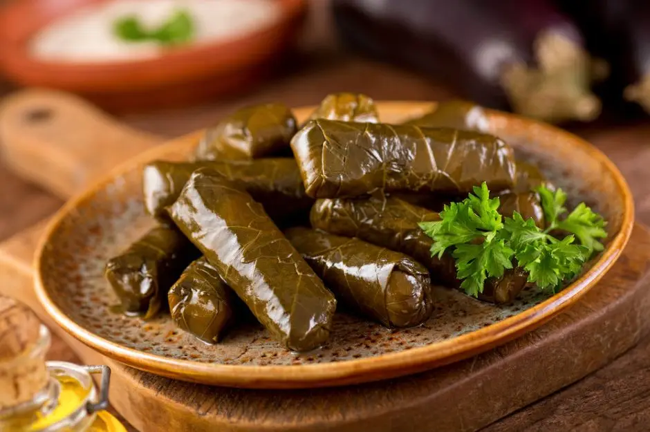 Wholesale Price Vietnam Manufacturer Supply Premium quality Tasty GRAPE LEAVES IN BRINE In Bucket 18kg/20kg