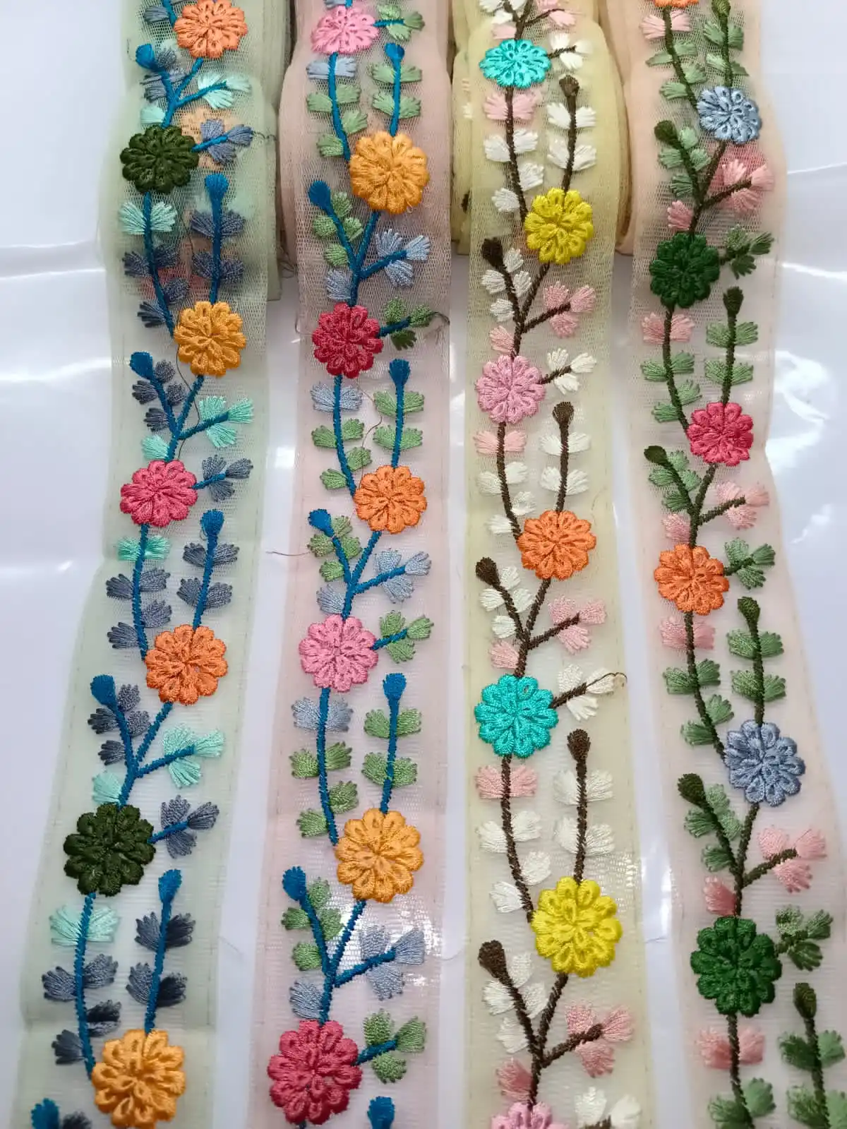 New Arrival High Quality Multi Color Polyester Embroidery Tulle Net Chemical  Lace Trim Flower Lace Hot Sale