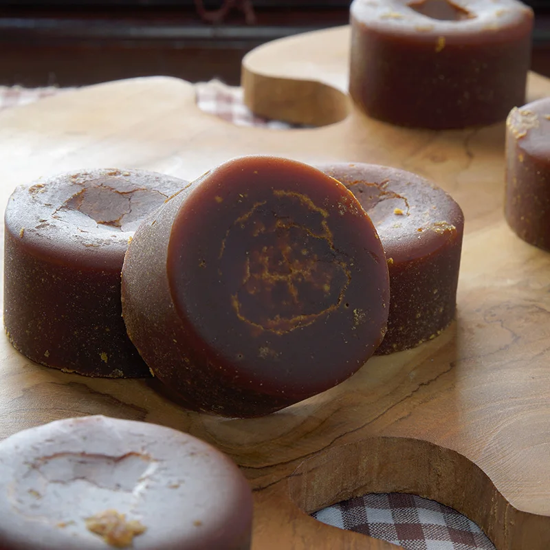 Кокосовый сахар, блочный сахар, коричневый сахар из Индонезии