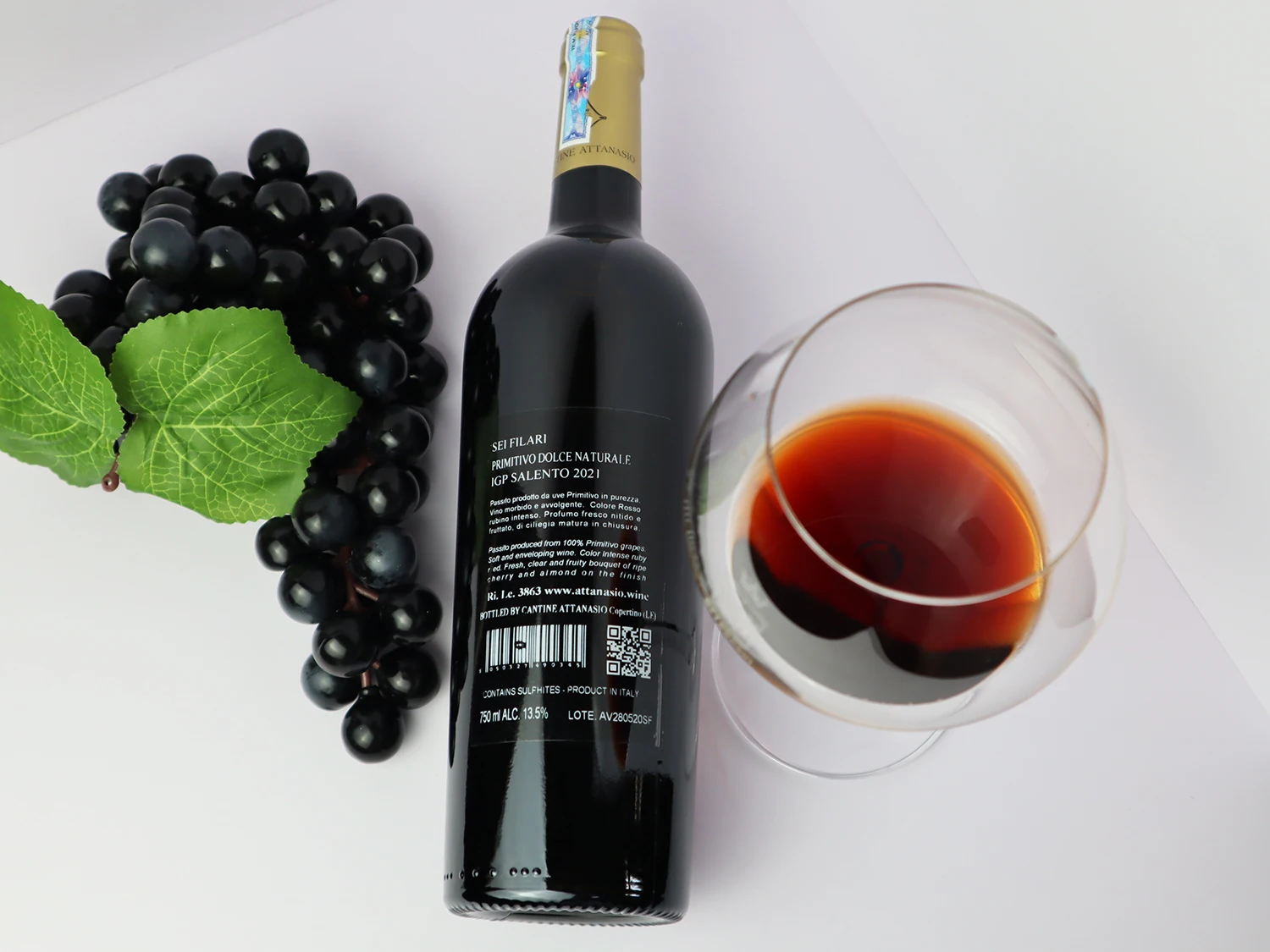 Винтажная бутылка, хорошая упаковка дубовых бочек, другие напитки Attanasio Sei Filari Primitivo Passito, вино из Италии