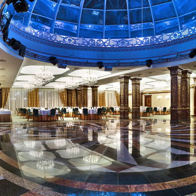 Search and book a comfortable hotel hostel in any city of Russia with a beautiful view on any budget, the best price