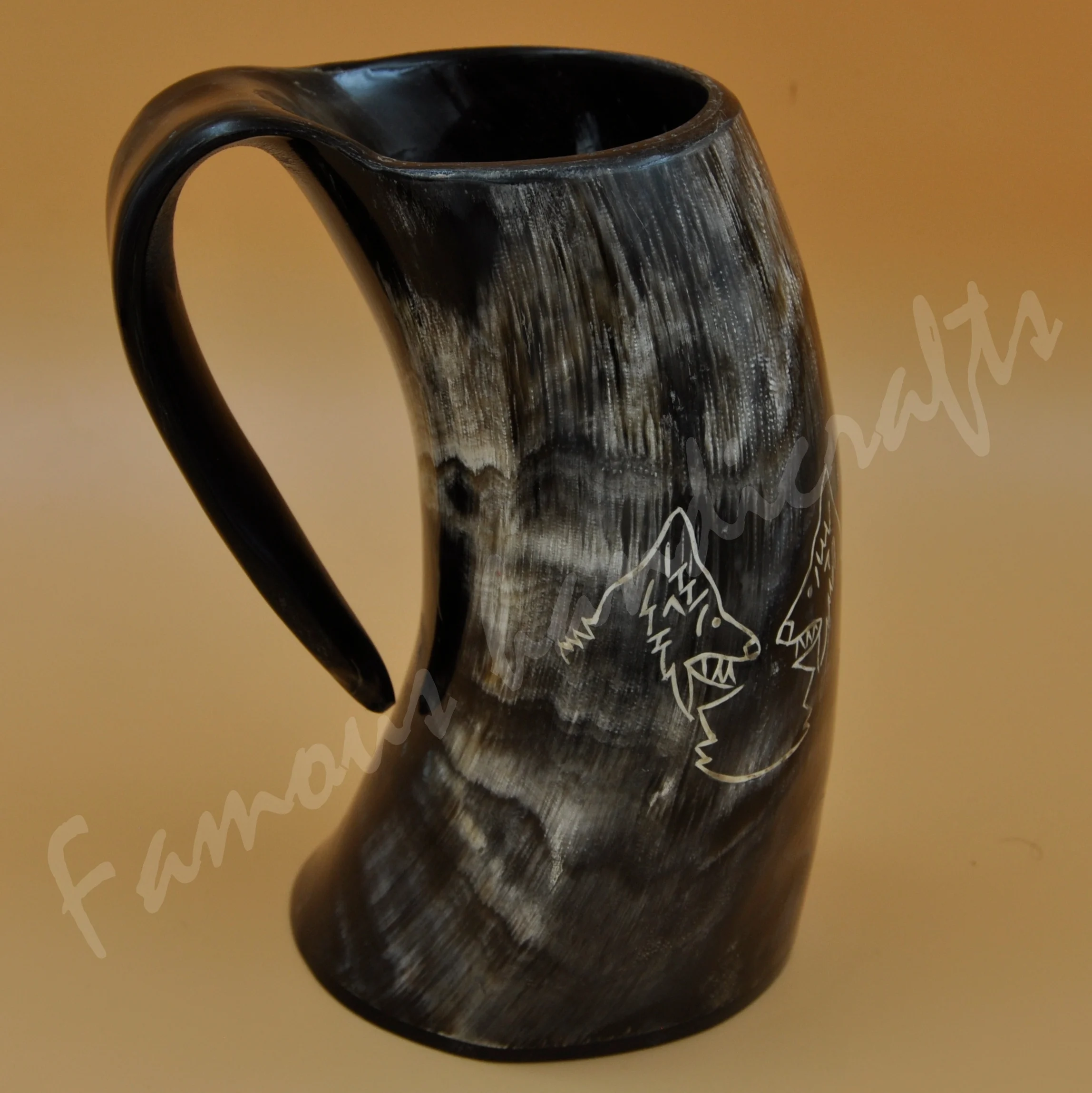 horn mug High quality handcrafted drinking standing horn mug for restaurants , hotels , bars use drinking horn