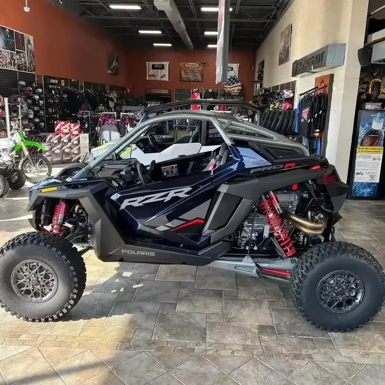 2024 POLARIS PRO R ULTIMATE 2 двери
