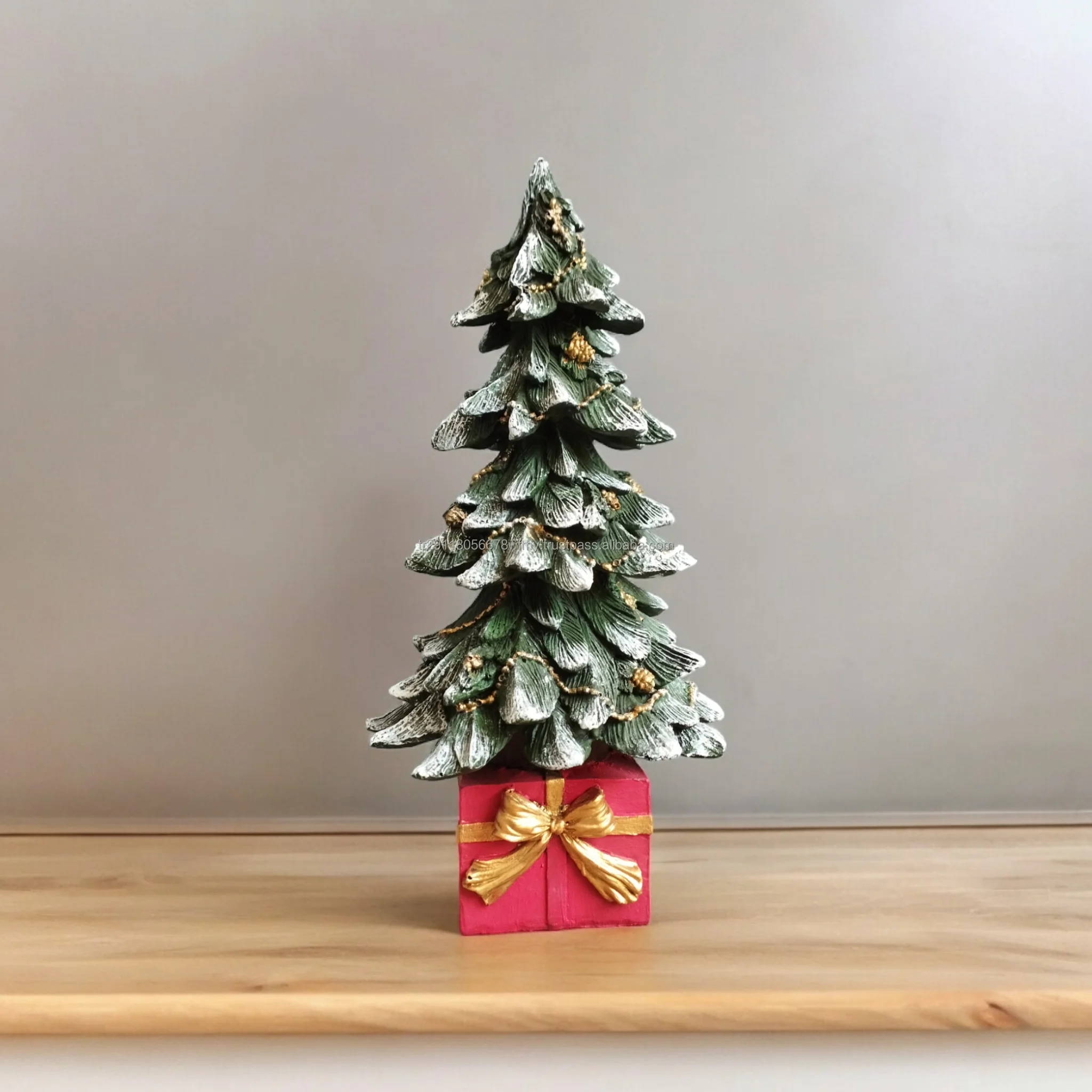 High Quality Christmas Home Decor Set Santa Claus Pine Tree Statue Sculpture Desk Ornaments for Table Decorations Figurine