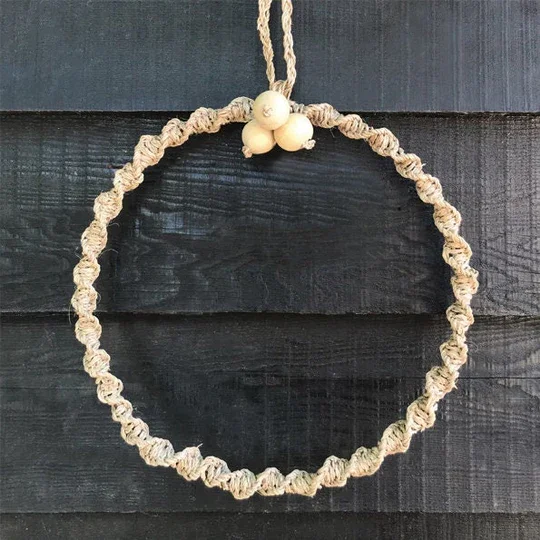 New Luxury Decoration Christmas Natural seagrass wood nut Round Christmas decoration Large Ring Handmade