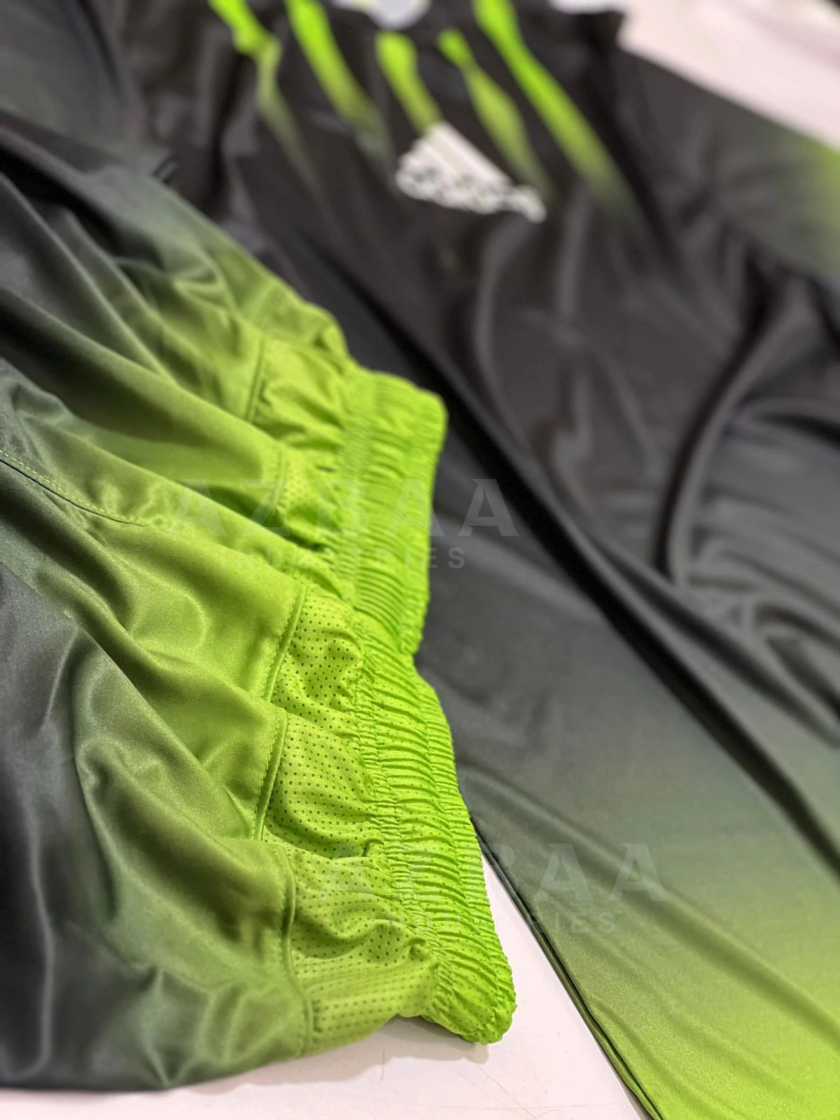 Premium design with mesh panel shorts green yellow and custom colors wholesale soccer uniforms