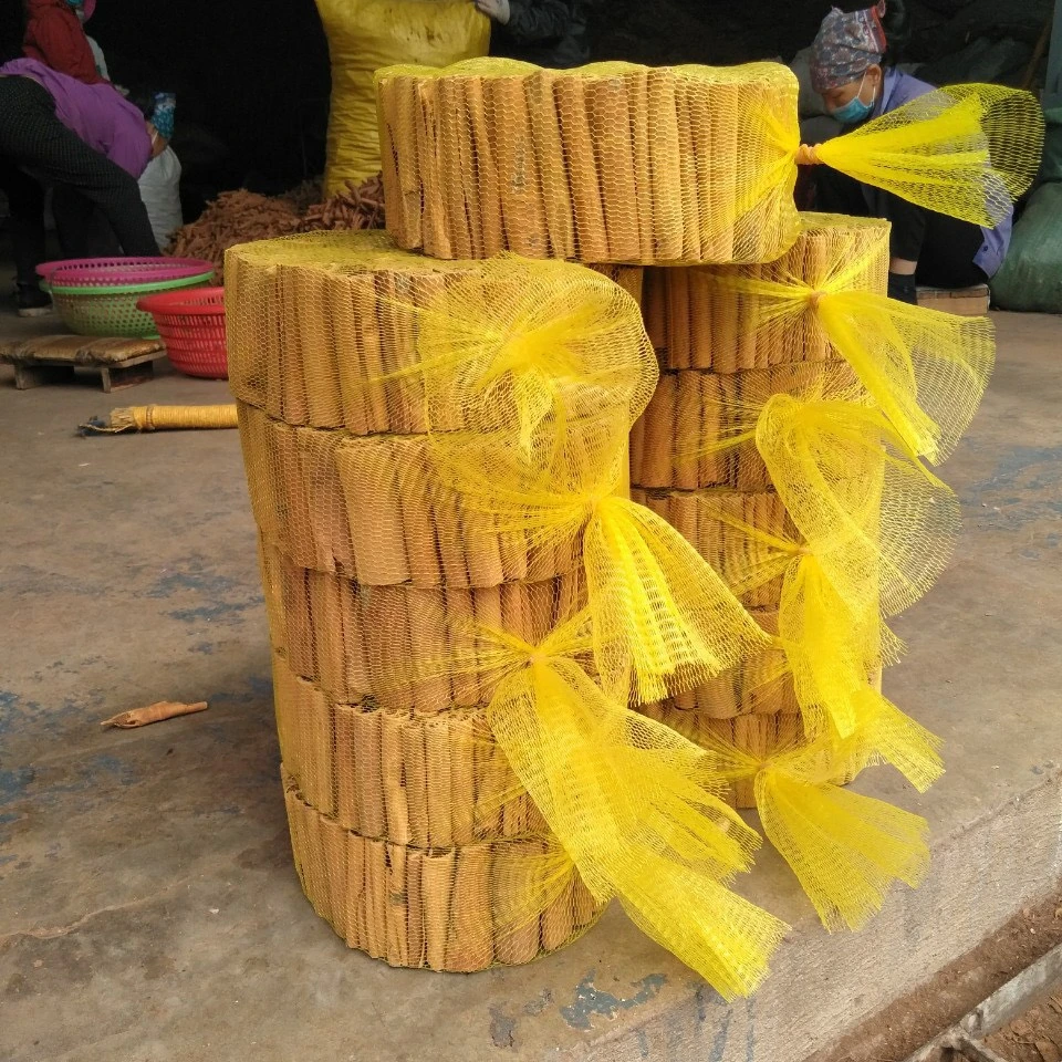 BEST CIGAR CASSIA CINNAMON 8 - 20cm SUPPLY FROM VIETNAM BEST PRICE BEST QUALITY (Whatsapp/ Mobile: +84 933883931 Mr. Vitaliy)