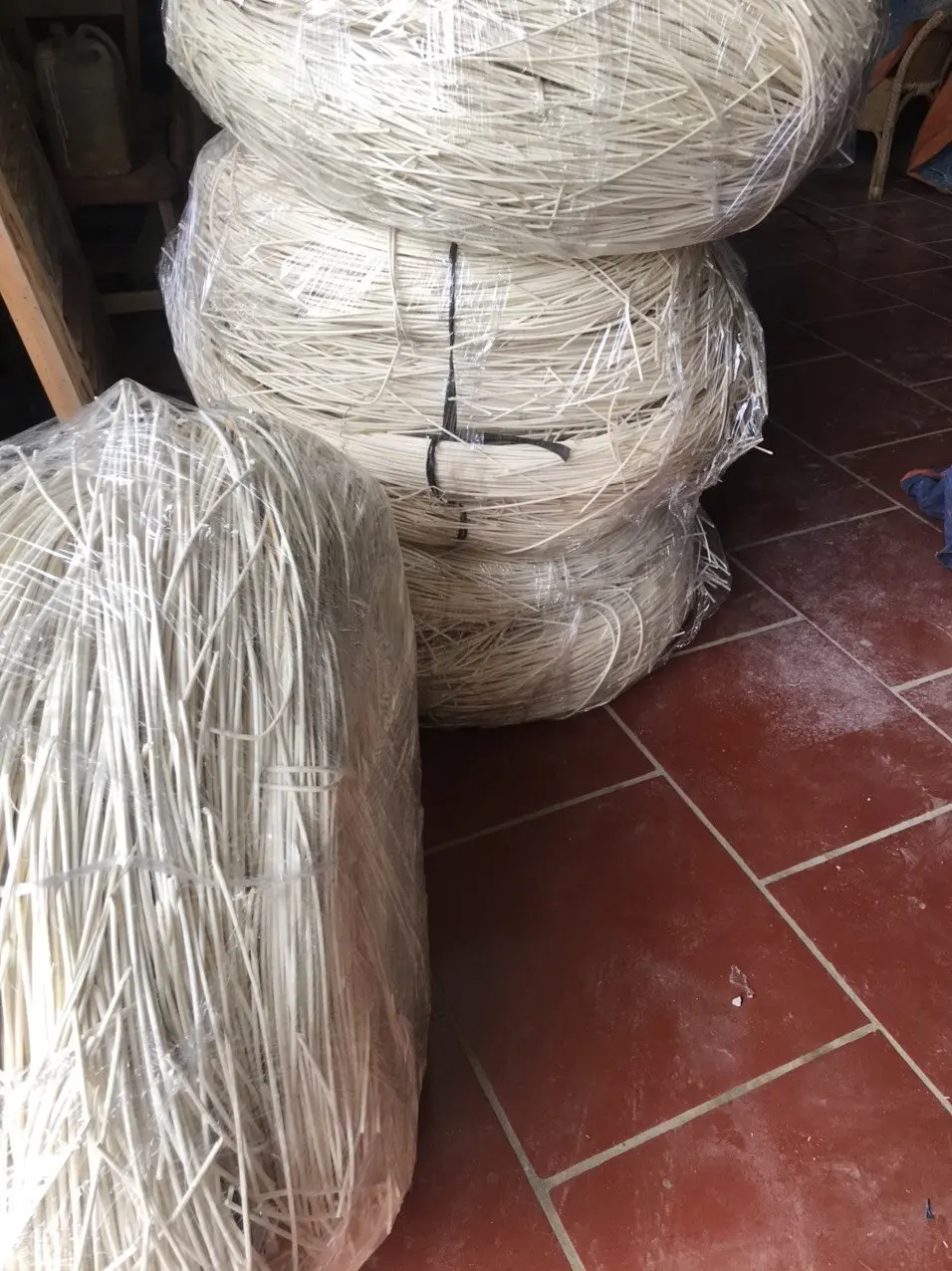 Low Price Vietnam Raw Natural Rattan Core And Peel From Vietnam Factory Bulk Quantity High Quality from Vigifarm 1.5mm to 10mm