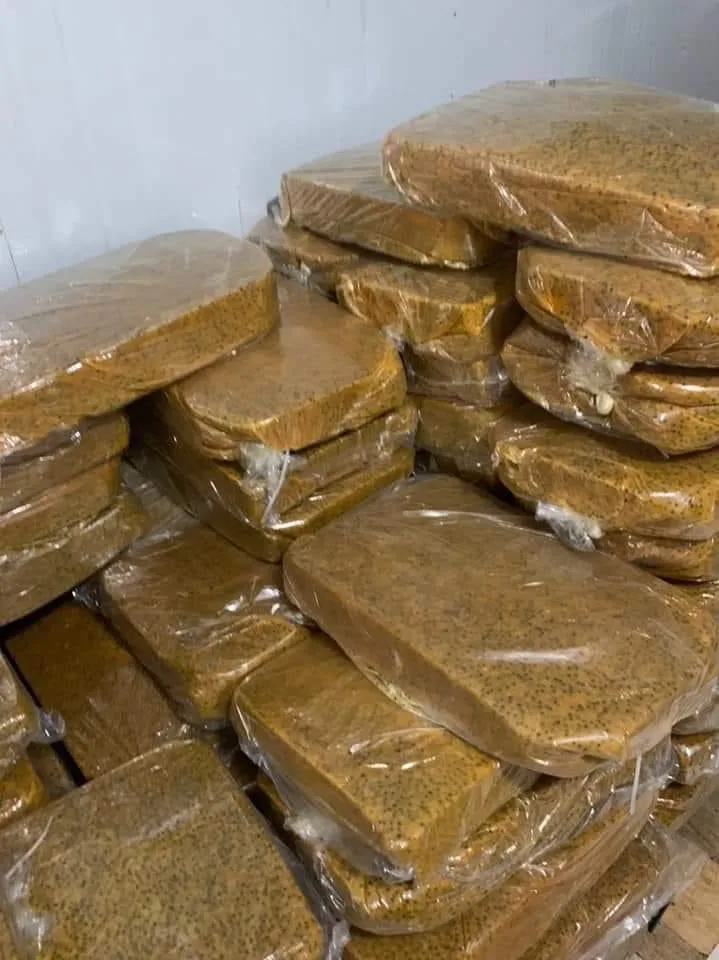 Оптовая продажа Высококачественная Целлюлоза из замороженных страстных фруктов/концентрат фруктов с семенами или без семян Вьетнама