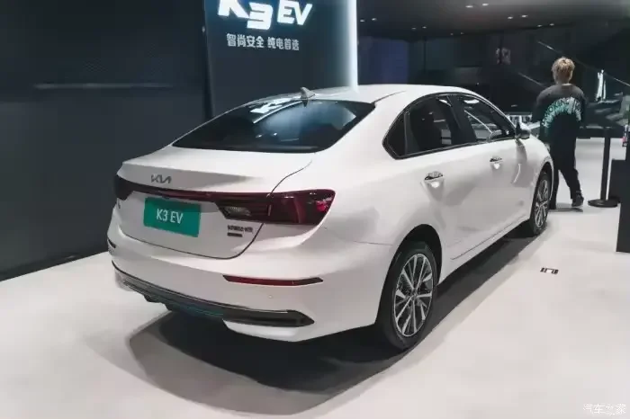 2022 Лидер продаж новые автомобили KIA K3 410 км удобные модели электромобилей с хорошими скидками подержанные