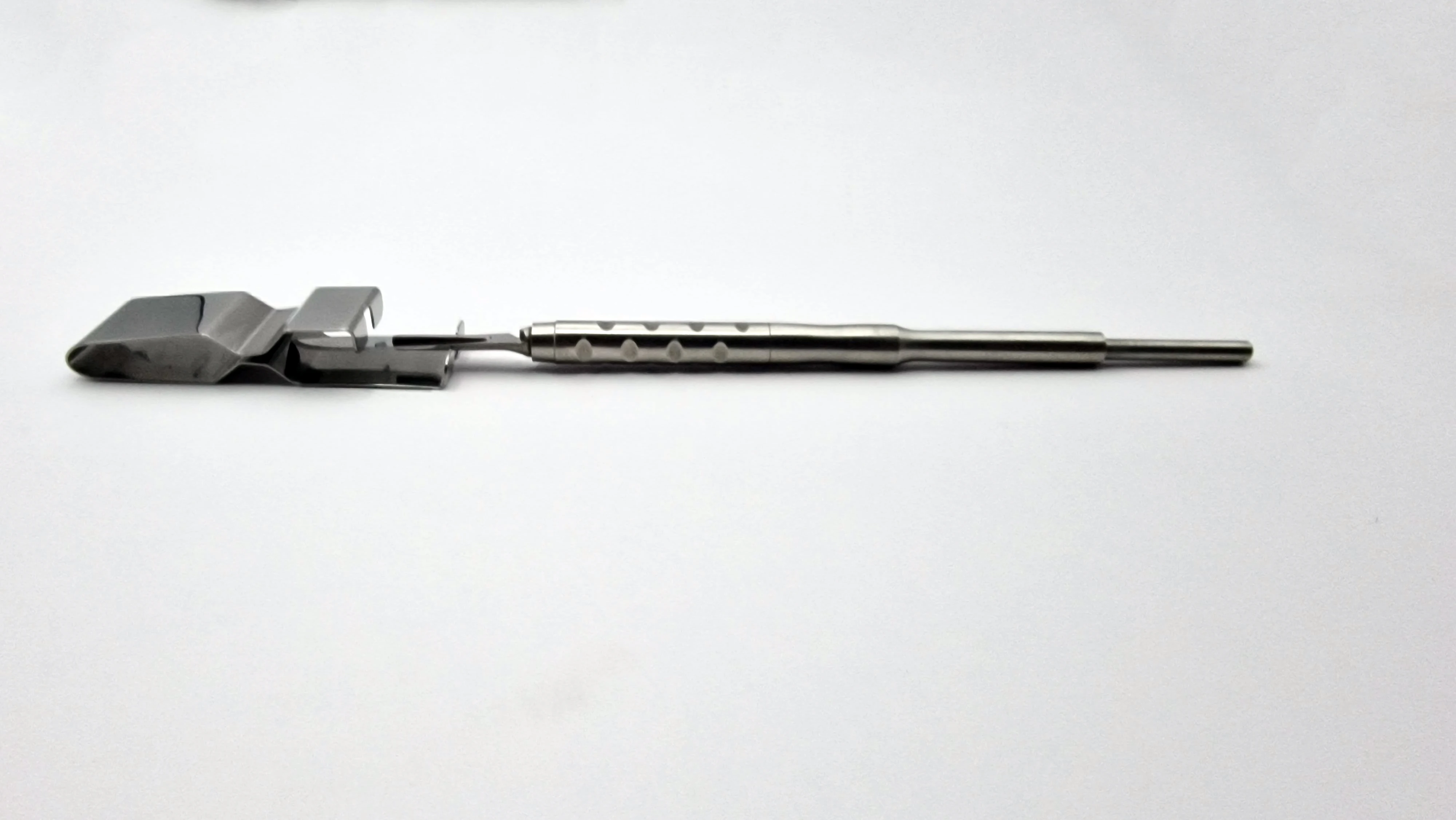 Dermaplaning blade disposal system Safe blade remover Skincare tools Professional skincare Instruments  Blade removal tool