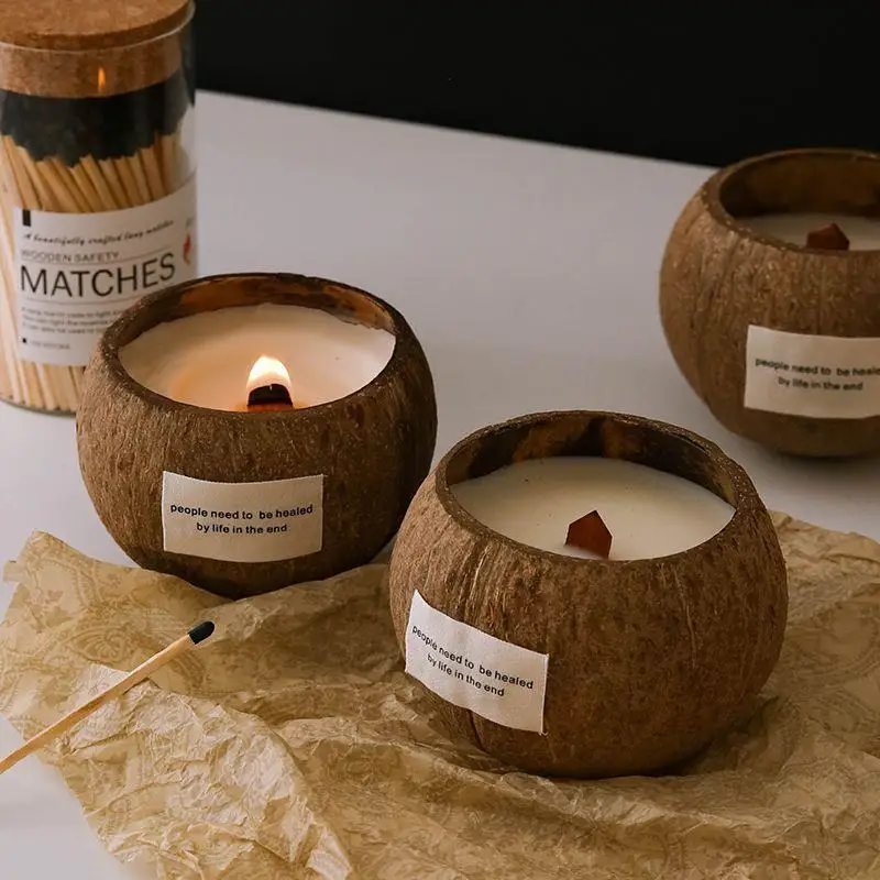 Wholesale Natural Essential Oil Luxury Customizable Logo Organic Soy Wax Shell Coconut Bowl Scented Candle