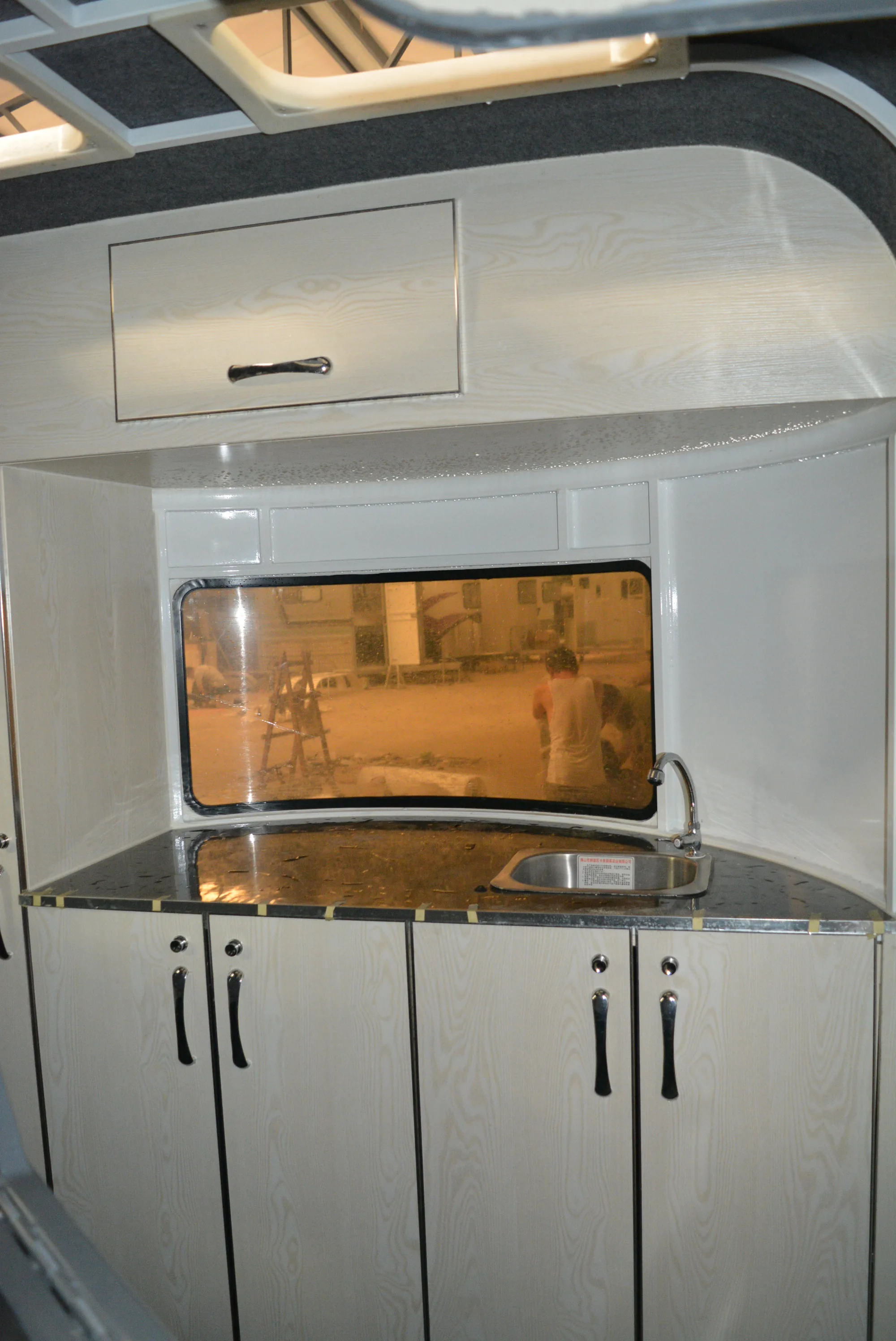 Australia Standard Angle Load 2 Horse Trailer Float With Aluminium Windows Door And Ramp 2HAL-D