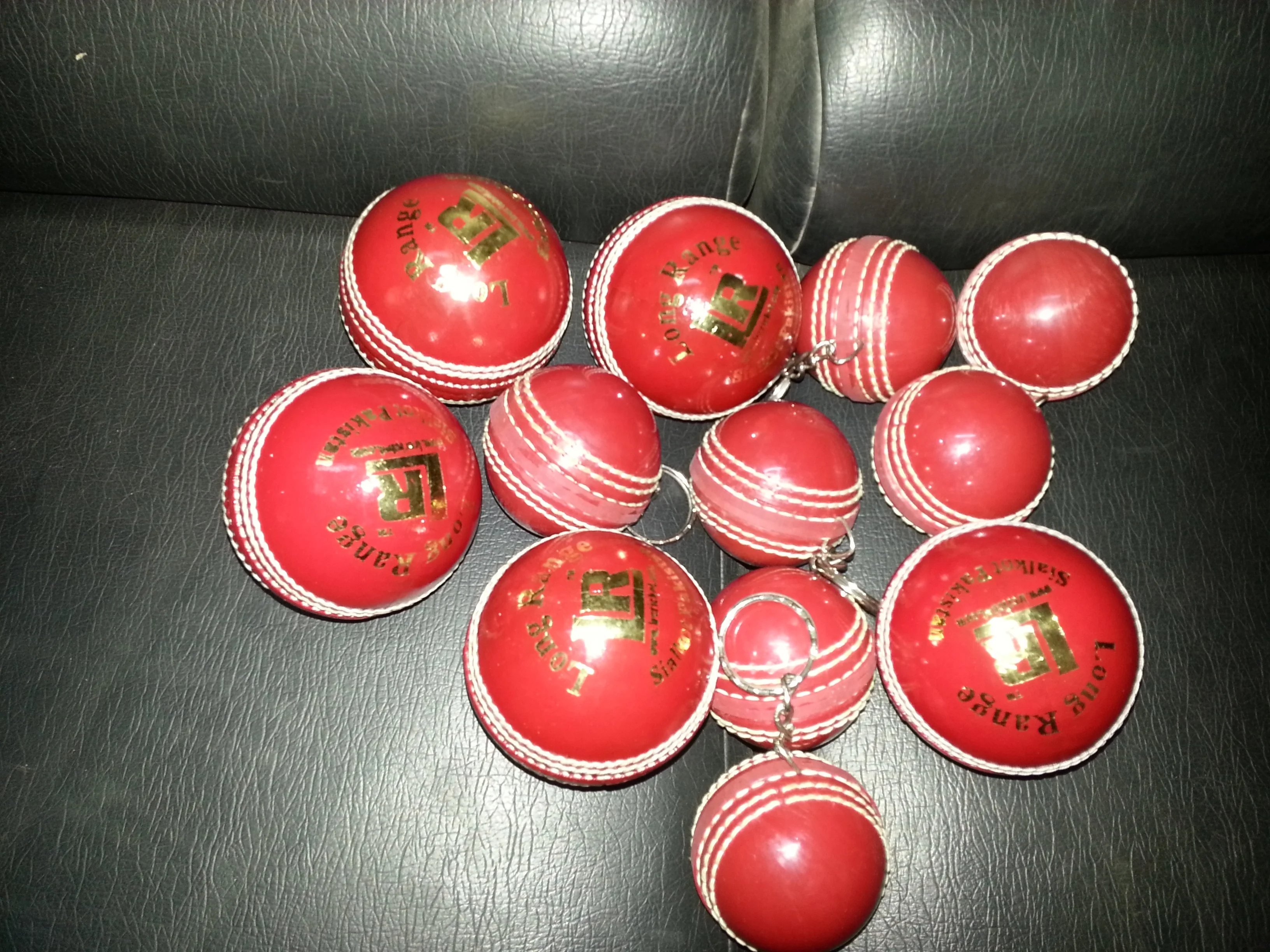 Genuine Custom Designed Pure Leather Cricket Ball Hard Test Match Ball Hot Sale Product