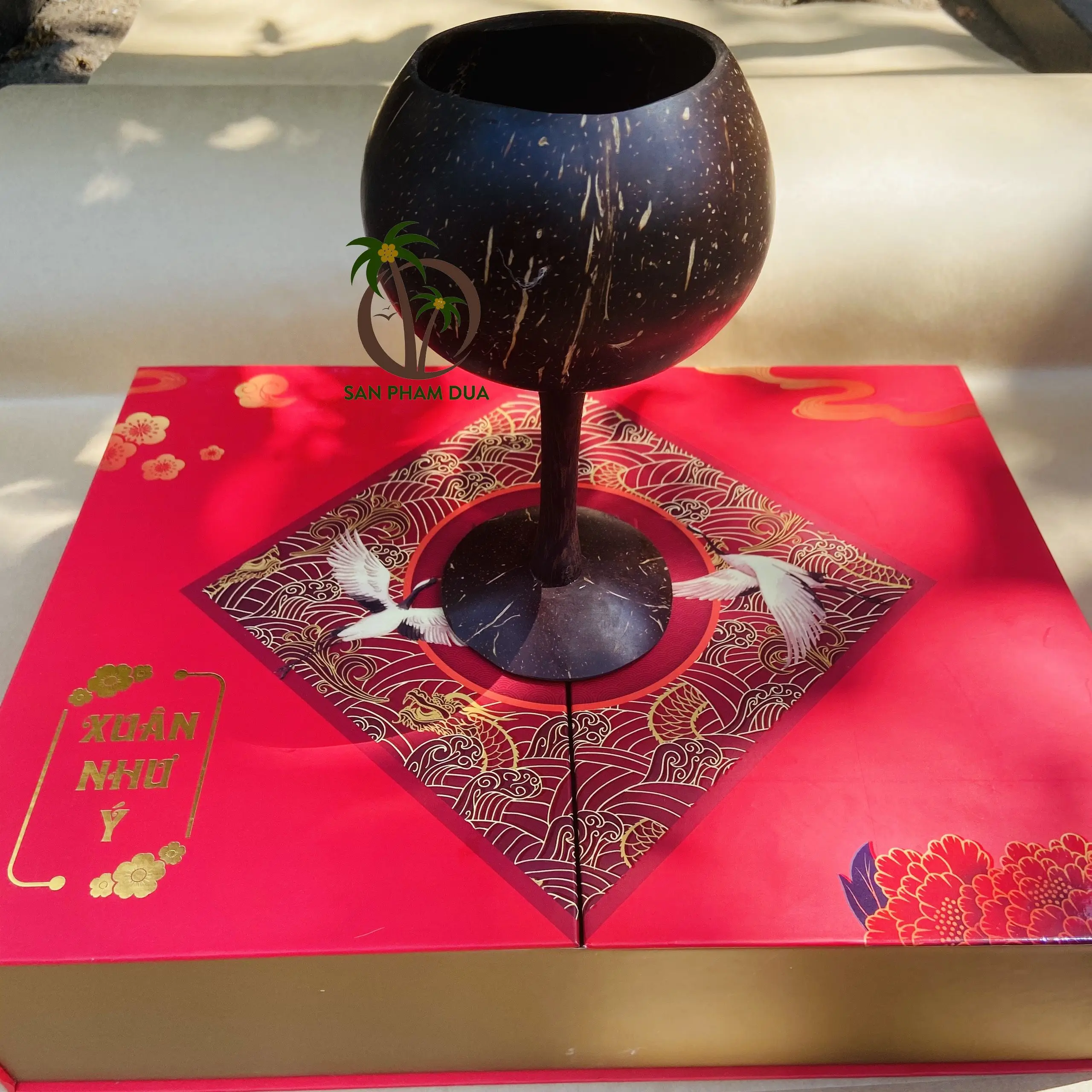 WINE CUP MADE FROM 100% COCONUT SHELL/ COCONUT CUPS FOR DRINKING/ COCONUT SHELL CUP COFFEE