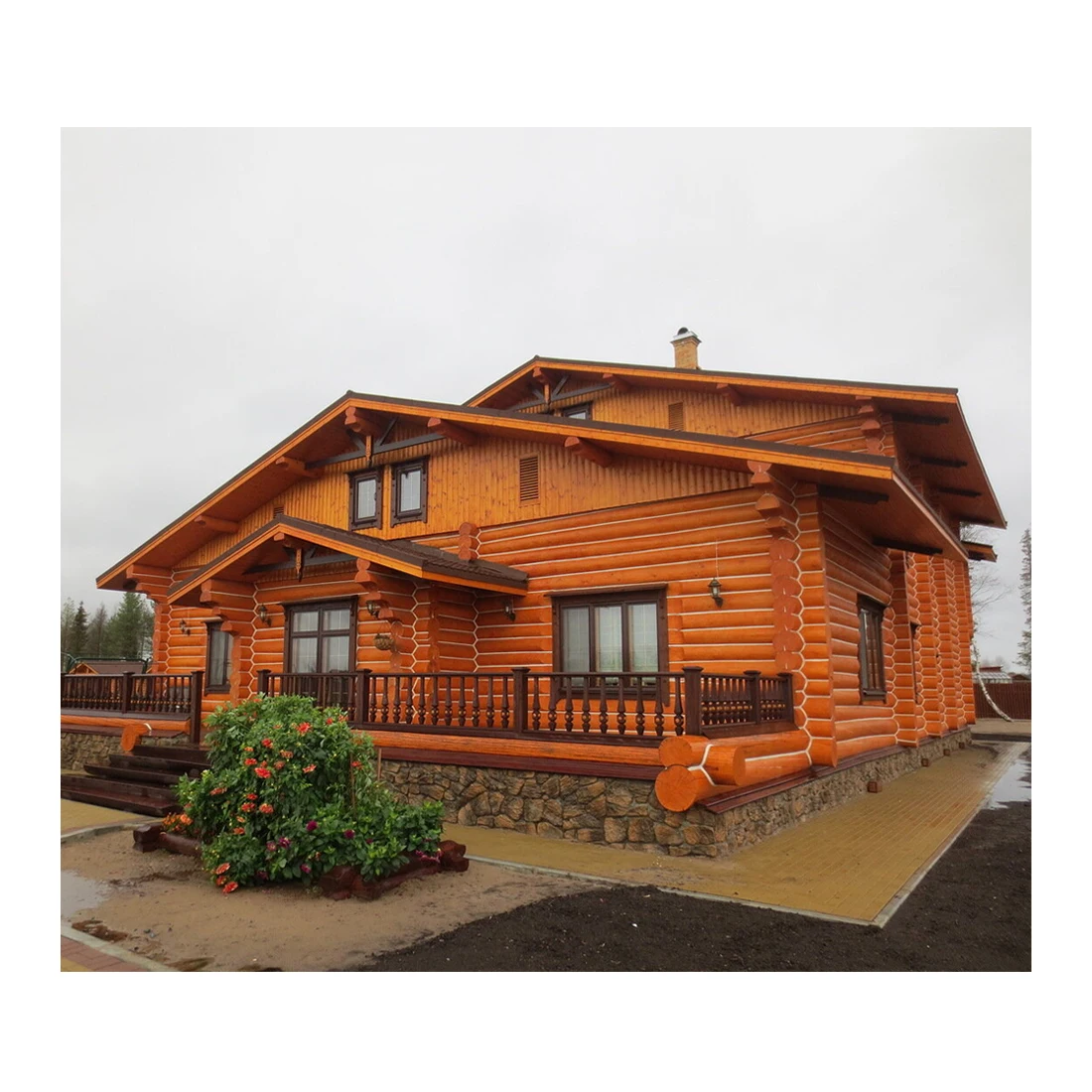 Custom-built Natural Solid Wood House 2-story 260 sq. m 12 Rooms with Plumbing and Electricity Log House Kit for Building