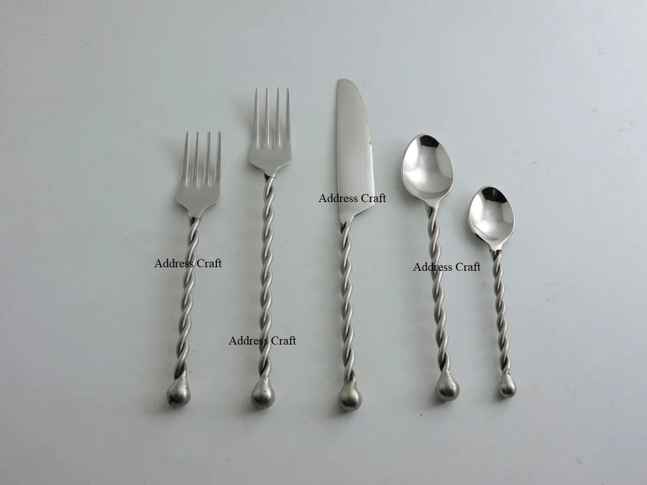 Luxury Cutlery 18/8 Stainless Steel Flatware Set Decorative Brass Handle Silverware Cutlery Set Spoon Fork Flatware Set Utensils