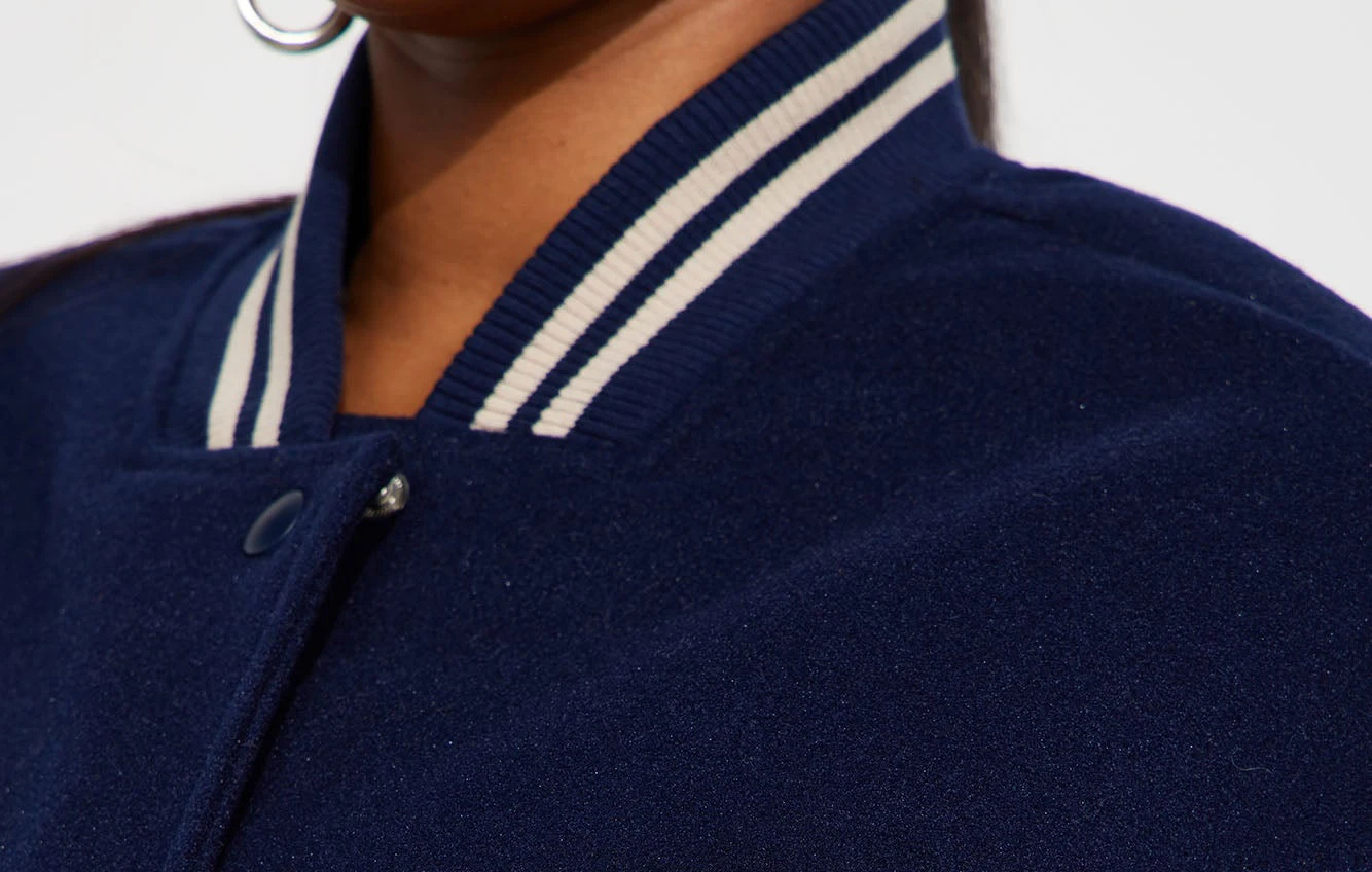 Oem Manufacturer Faux Wool Navy Varsity Jacket Snap Button Closure Contrast Color Polyester Lining Bomber Varsity Jacket For Men