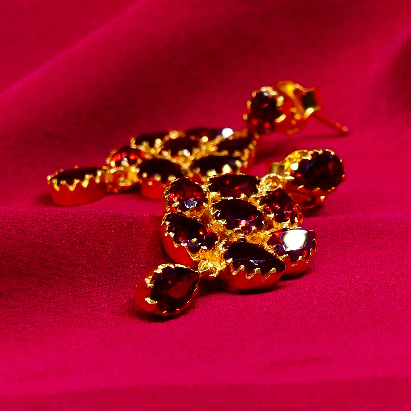 Traditional Sterling Silver 925 Handmade Party Wear Garnet Gemstones Elegant Women Wear Wedding Earrings