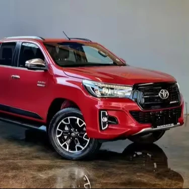 Б/у 2020 To-yota Hi-lux 2 8 GD-6 RB LEGEND 50 с правым