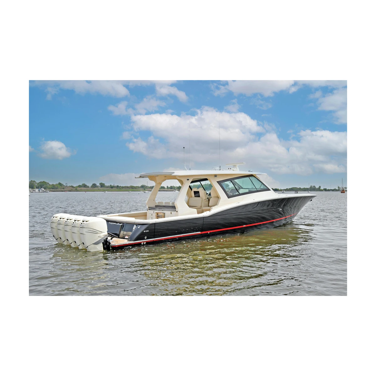 Buy New And fairly used luxury boat for cruise , fishing and sailing boat yacht luxury boat