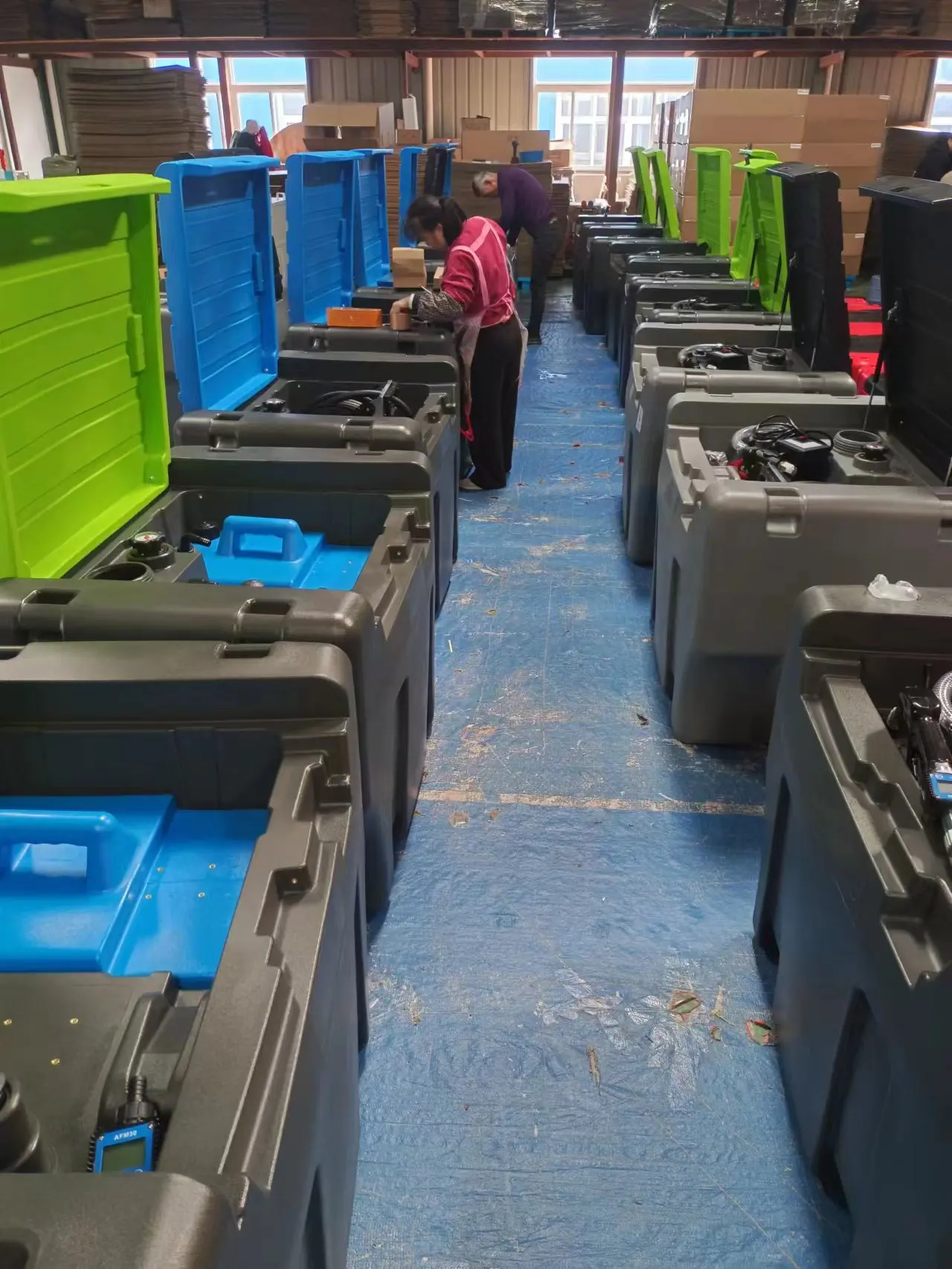 400L 450L Portable Diesel Tank 58 Gallon 10 GPM Flow Rate  Fuel Tank with 12V Electric Transfer Pump Diesel Transfer Tank